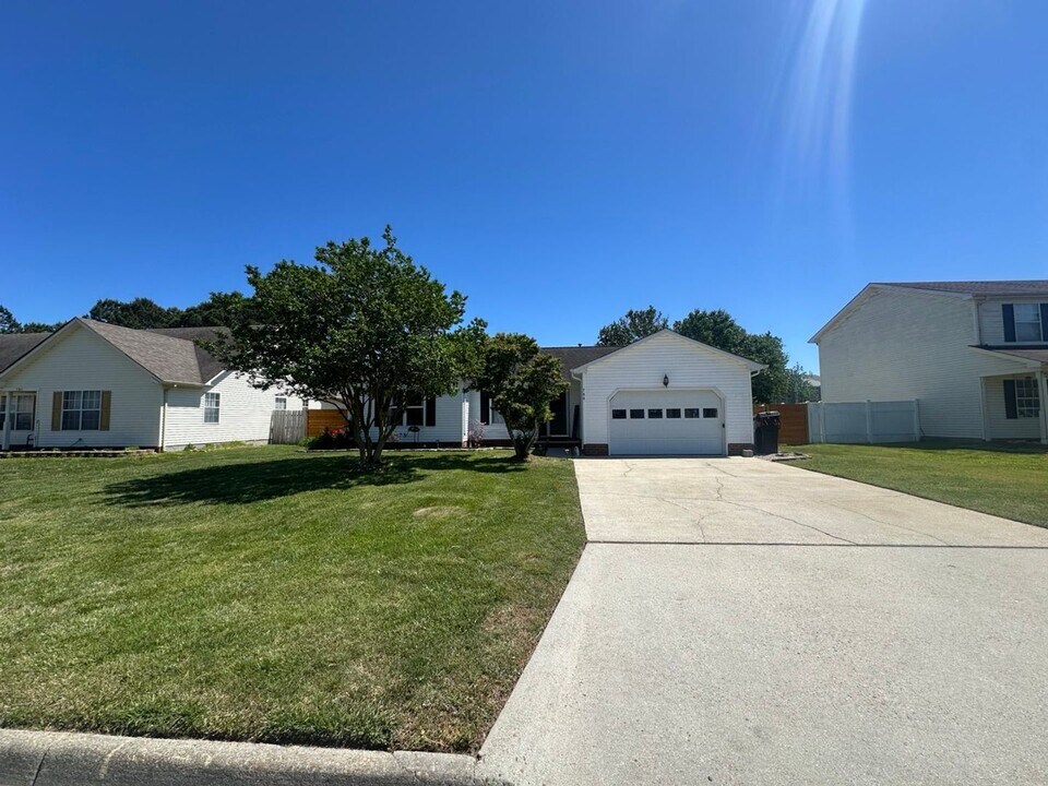 788 Daimler Dr in Virginia Beach, VA - Building Photo