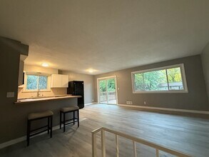 244 150th St W in Apple Valley, MN - Building Photo - Building Photo