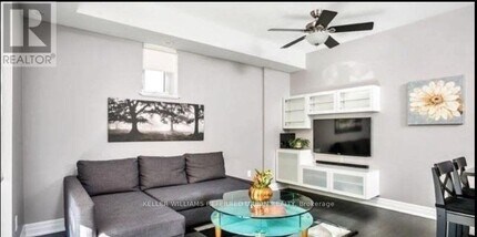 370 Wallace Ave in Toronto, ON - Building Photo - Building Photo