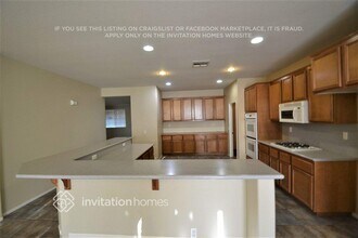 43761 58th St W in Lancaster, CA - Building Photo - Building Photo