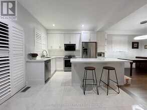 71 Ralph Chalmers Ave in Markham, ON - Building Photo - Building Photo