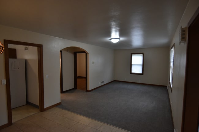 1129 N Elm St in Fairmont, MN - Building Photo - Building Photo