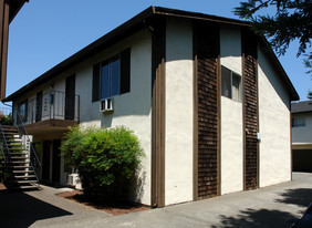 130 E St Apartments