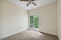 1408 Willington St photo'