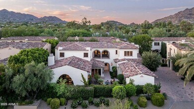 4949 E Lincoln Dr in Scottsdale, AZ - Building Photo - Building Photo