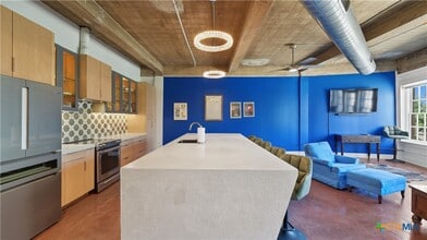 222 Losoya St in San Antonio, TX - Building Photo - Building Photo