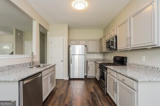 1565 Tigris Ct in Atlanta, GA - Building Photo - Building Photo