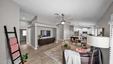 15442 N 86th Ln in Peoria, AZ - Foto de edificio - Building Photo