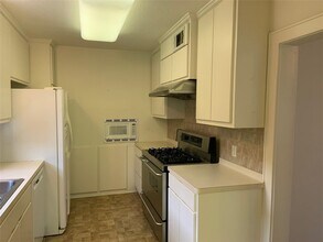 2406 Elmen St in Houston, TX - Building Photo - Building Photo