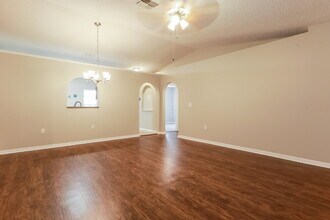 2668 Lantana Lakes Dr W in Jacksonville, FL - Building Photo - Building Photo