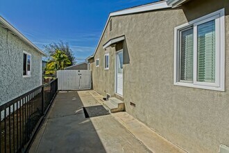 4724 W 136th St in Hawthorne, CA - Building Photo - Building Photo