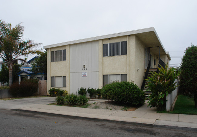 227 Daisy Ave in Imperial Beach, CA - Building Photo - Building Photo