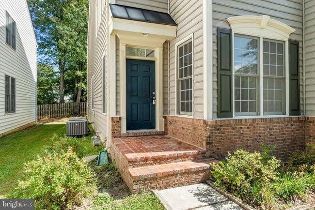 13049 Taverner Loop in Woodbridge, VA - Building Photo - Building Photo