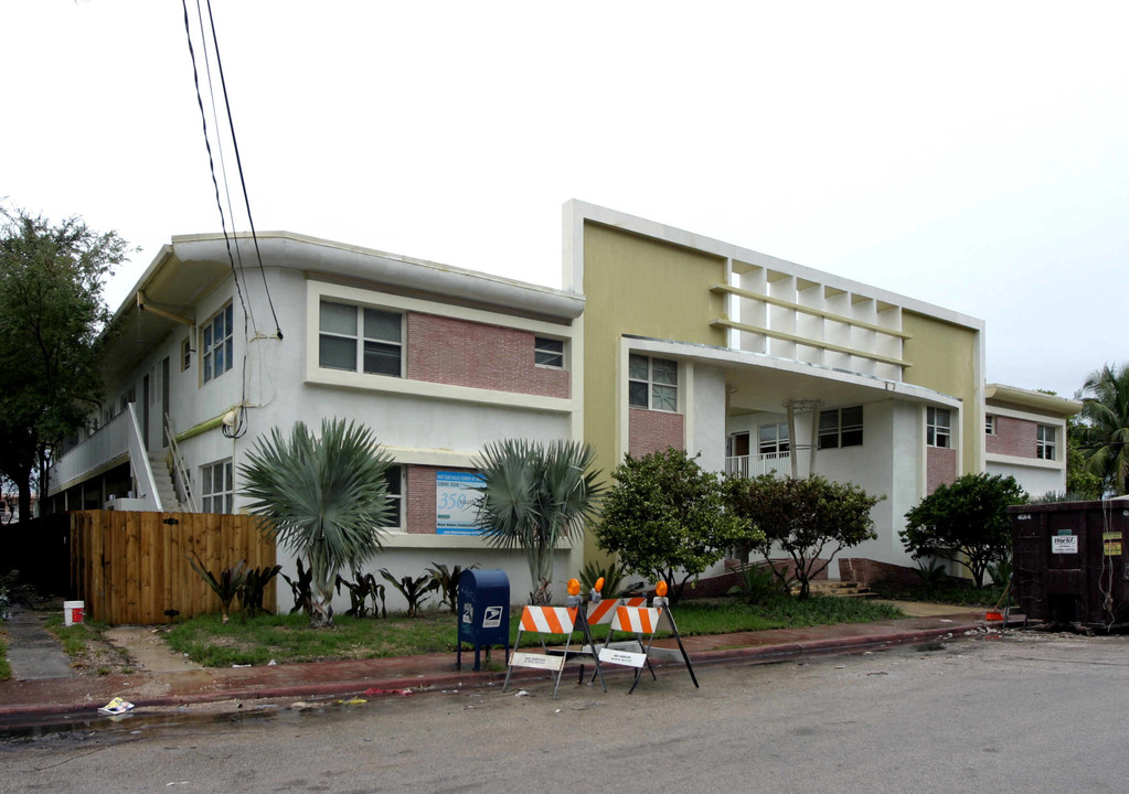 350 S Shore Dr in Miami Beach, FL - Foto de edificio