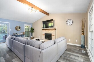 13115 Chaney Thompson Rd SE in Huntsville, AL - Building Photo - Building Photo