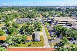 602 4th Ave SW in Largo, FL - Building Photo - Building Photo
