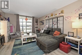 475 Laurier Ave W in Ottawa, ON - Building Photo - Building Photo