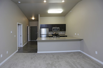 Pinecrest Apartment Homes in Fargo, ND - Building Photo - Interior Photo