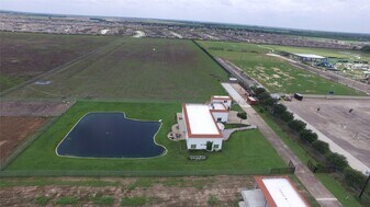 6602 Rohan Rd in Richmond, TX - Building Photo