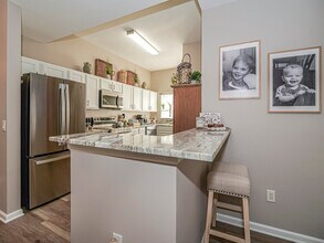 572 7th Square SW in Vero Beach, FL - Building Photo - Building Photo
