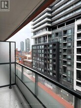 180 Front St E in Toronto, ON - Building Photo - Building Photo