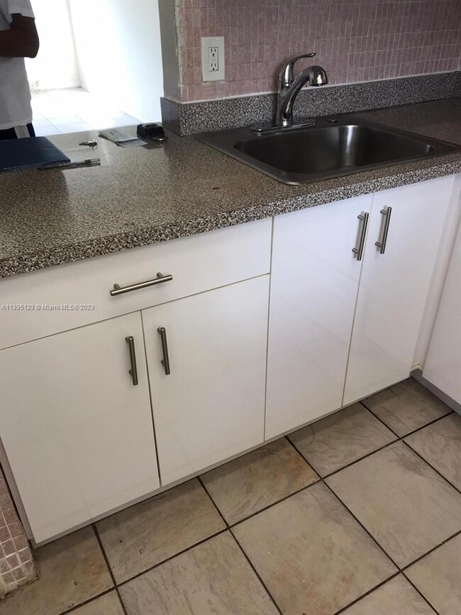 2940 NE 203rd St photo'