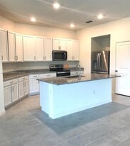 485 Overpool Ave in Kissimmee, FL - Building Photo