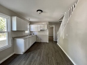 207 S 2nd St in Millville, NJ - Building Photo - Building Photo