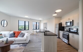 PINNACLE Orange Crossing in Orange, NJ - Building Photo