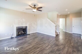 483 Spectrum Rd in Summerville, SC - Building Photo - Building Photo