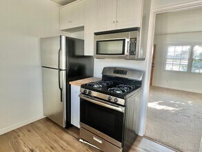 4256 Noyes St in San Diego, CA - Building Photo - Building Photo