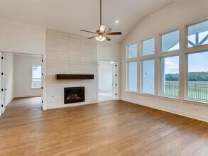 12016 Mesa Verde Dr in Austin, TX - Building Photo - Building Photo