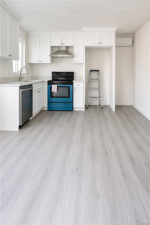 545 S Grove Ave in Anaheim, CA - Building Photo - Building Photo