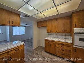 4145 Oro St in Redding, CA - Building Photo - Building Photo