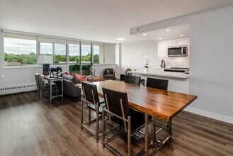 Cloisters of the Don in Toronto, ON - Building Photo - Building Photo