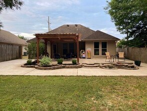 6519 Westwood Village Dr in Lumberton, TX - Building Photo - Building Photo