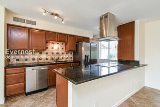 8726 E Bonnie Rose Ave in Scottsdale, AZ - Foto de edificio - Building Photo