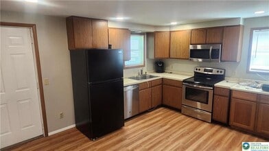 2121 Grove St in Allentown, PA - Building Photo - Building Photo