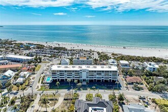 350 S Polk Dr in Sarasota, FL - Foto de edificio - Building Photo