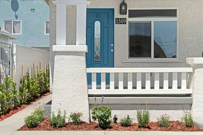 1509 W 50th St in Los Angeles, CA - Building Photo - Building Photo