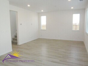 12545 Kenne Dr in Rancho Cordova, CA - Building Photo - Building Photo