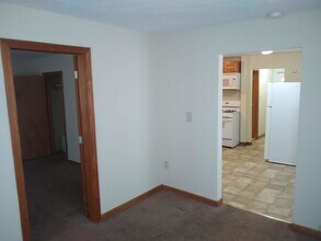 95 Nichols Ave, Unit 96 Nichols B in Watertown, MA - Building Photo - Building Photo