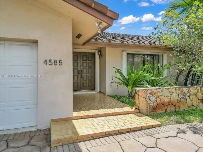 property at 4585 SW 87th Ave