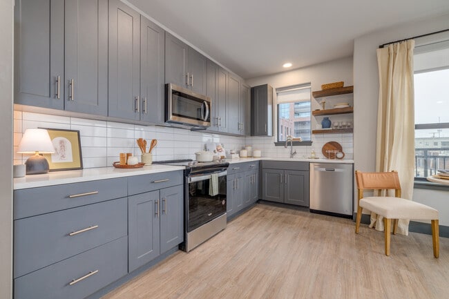 Santa Fe Square Apartments in Tulsa, OK - Building Photo - Interior Photo