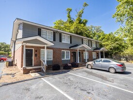 Cambridge Townhomes in Warner Robins, GA - Building Photo