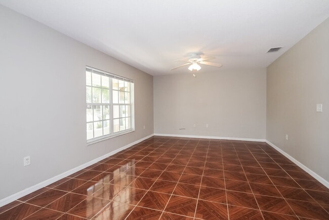 10404 Summerview Cir in Riverview, FL - Building Photo - Building Photo
