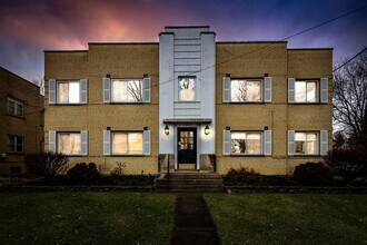 4864 Madison Rd, Unit #3 in Cincinnati, OH - Building Photo - Building Photo