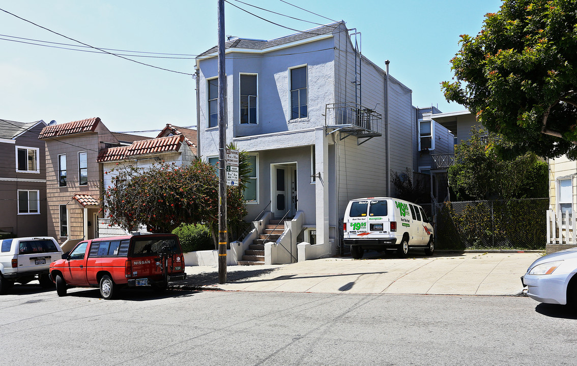 2760-2762 Golden Gate Ave in San Francisco, CA - Building Photo