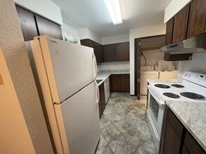 1203 S Olympia Pl in Kennewick, WA - Building Photo - Building Photo