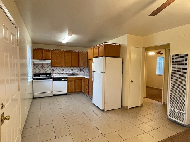 630-644 Lincoln Rd E, Unit 614 Lincoln Road East in Vallejo, CA - Foto de edificio - Building Photo